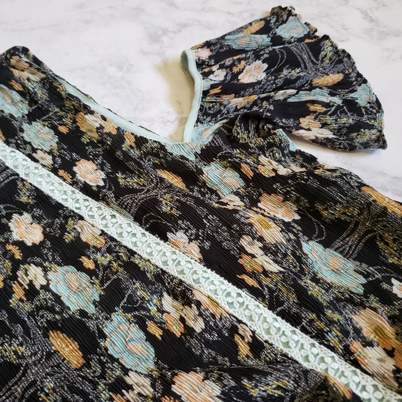 Anthropologie Foxiedox Adora Cold Shoulder Dress Floral Medium NWT - Picture 4 of 9